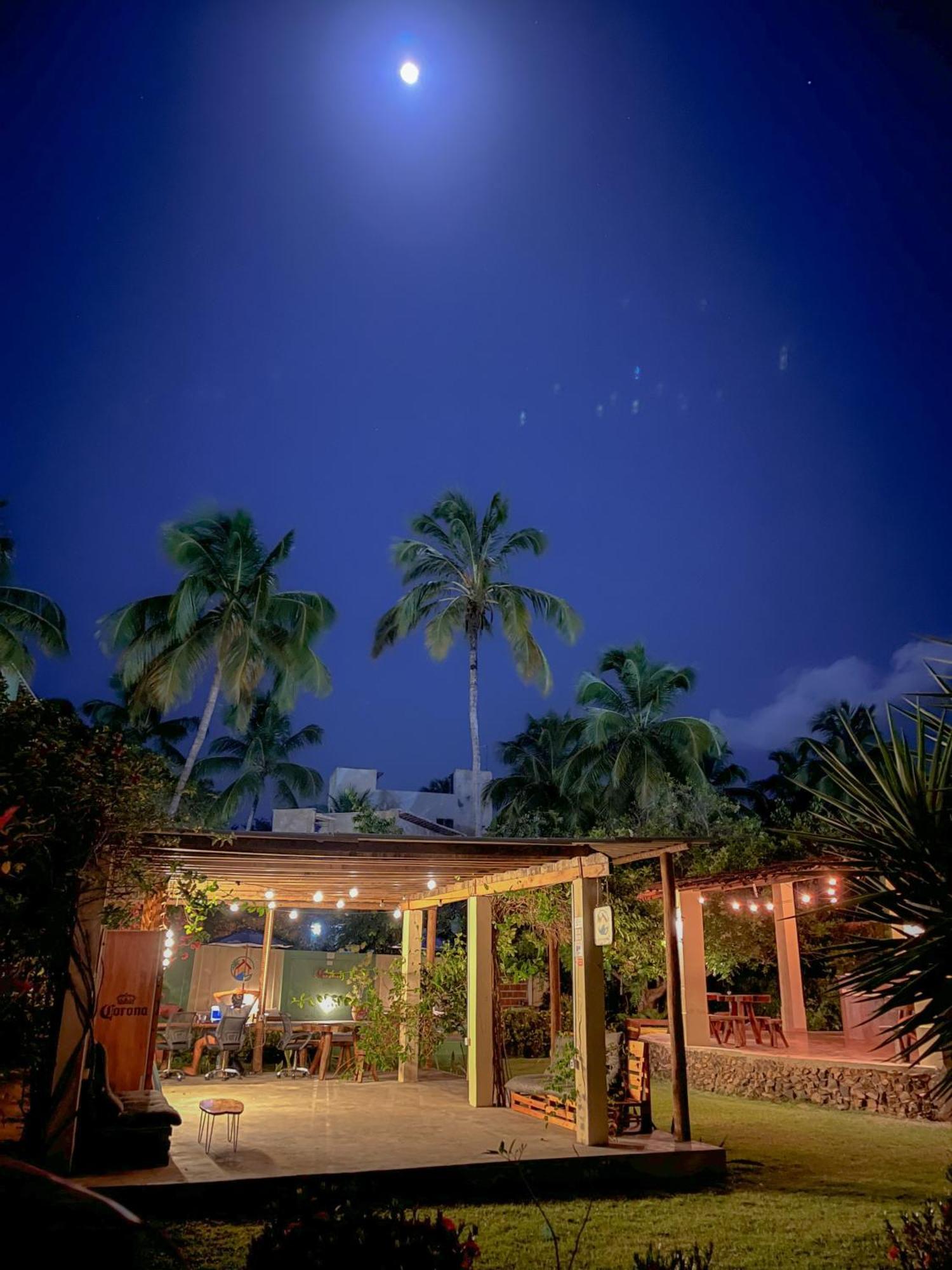 Free! Hostel Vila Praia de Pipa Экстерьер фото